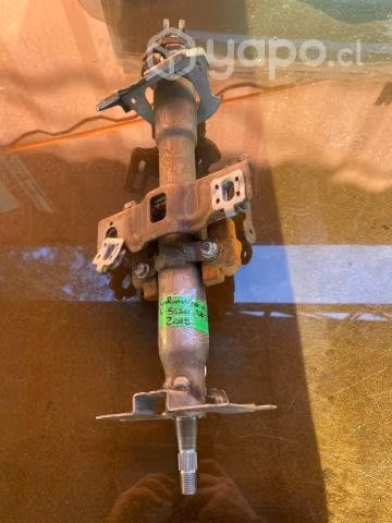 Columna direccion Nissan NP300 2018