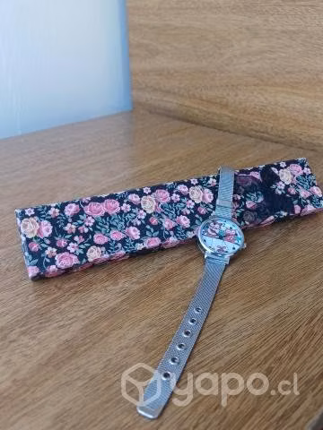 Reloj dama correa metalica nuevo