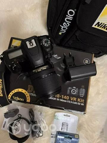 Nikon Kit D7500 Lente 18-140mm