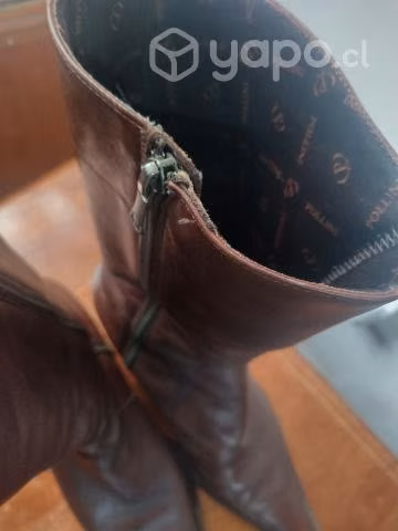 Botas
