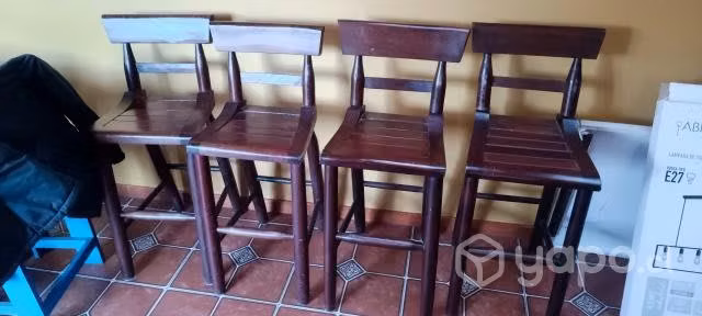Sillas de madera rauli