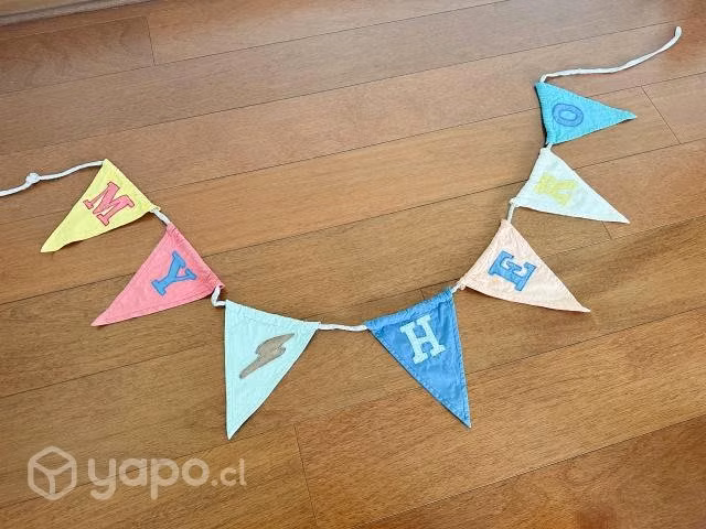 Banderin infantil "my hero" zara home