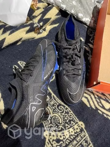 Zapatos de fútbol Nike mercurial