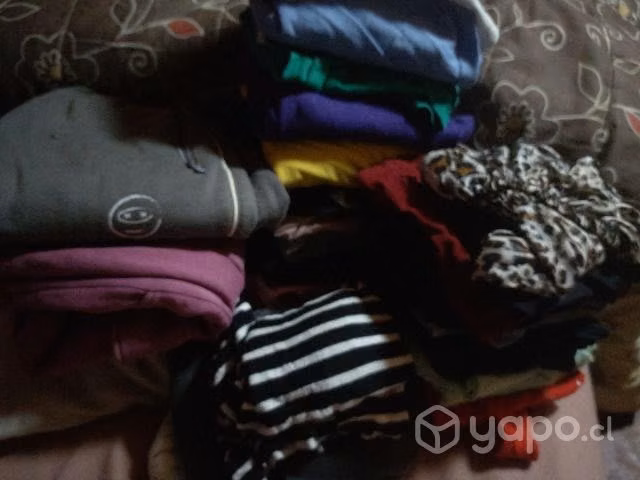 Lote de ropa variada