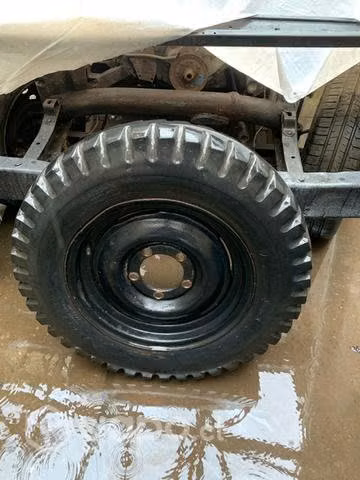 Neumatico para Willys firestone 600 r16