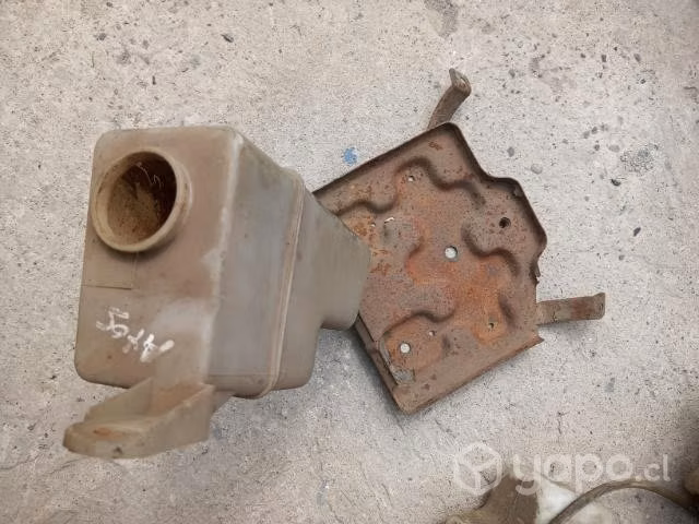 Hyundai atos deposito agua base porta bateria 2001