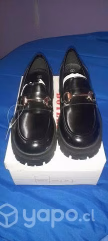 Mocasines color negro nuevos