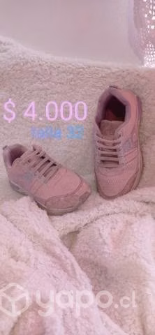 Zapatillas de niña