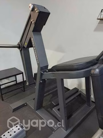 Máquina patada de gluteo