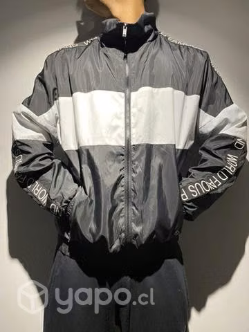 Parka tommy y polerones hombre