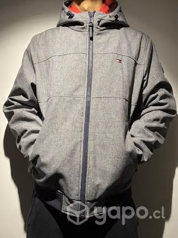 Parka tommy y polerones hombre