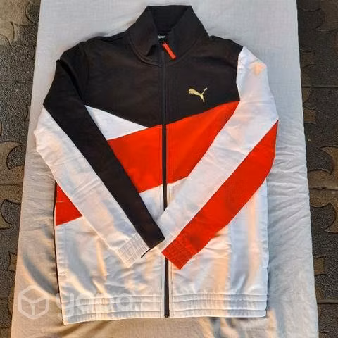 Polerones puma, hombre