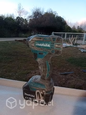Atornillador de impacto Makita DTD152