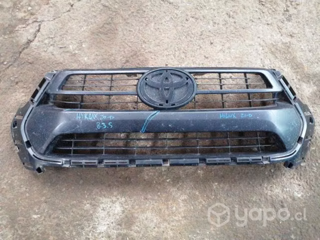 Mascara toyota hilux 2020 original