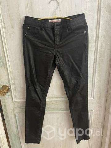 Ropa en excelente estado - Imagen 2