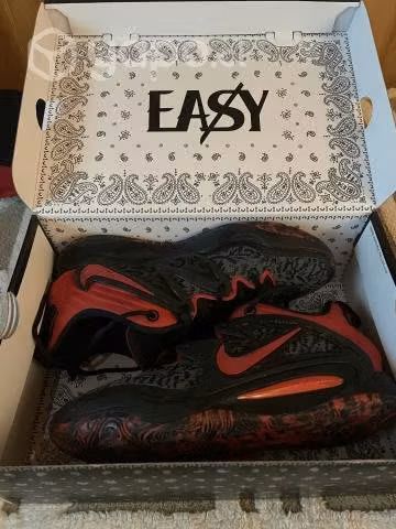 Zapatilla Nike KD15 Black University Red - Imagen 3