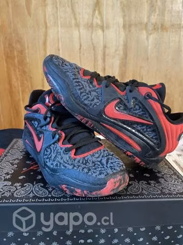 Zapatilla Nike KD15 Black University Red