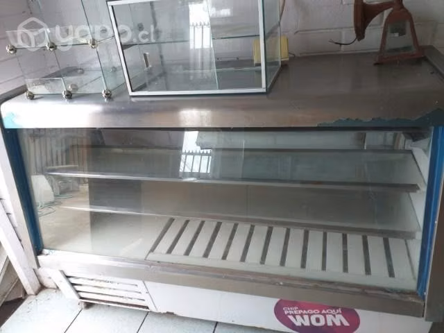 Vitrina frigorífica de lácteos, cecina.