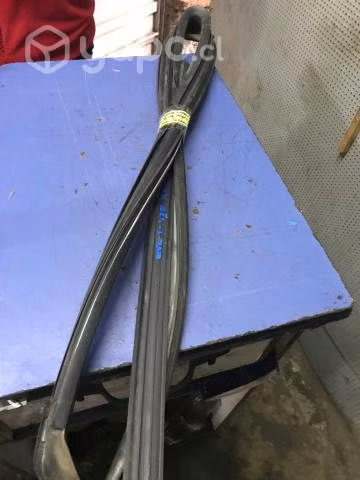 Goma vidrio puerta del izq Toyota Tundra