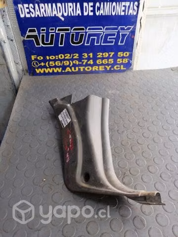 Tapiz cubre pilar inf del der Nissan Terrano 2011