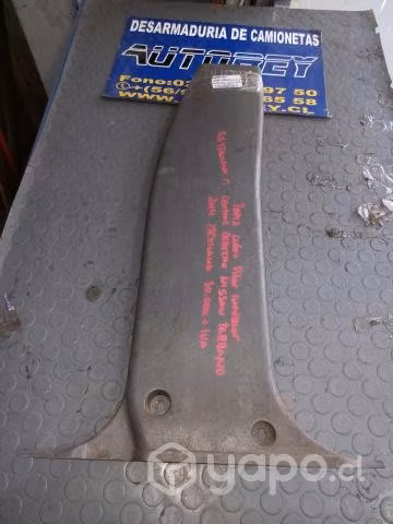 Tapiz Cubre Pilar Inf centr Nissan Terrano 2014 Mx
