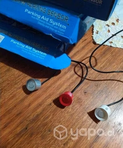 Instalación de sensores de retroceso auto