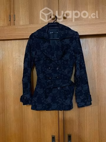 Trench negro estampado talla 38