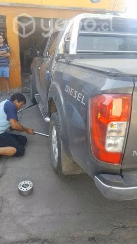 Espaciadores para llantas Nissan NP 300