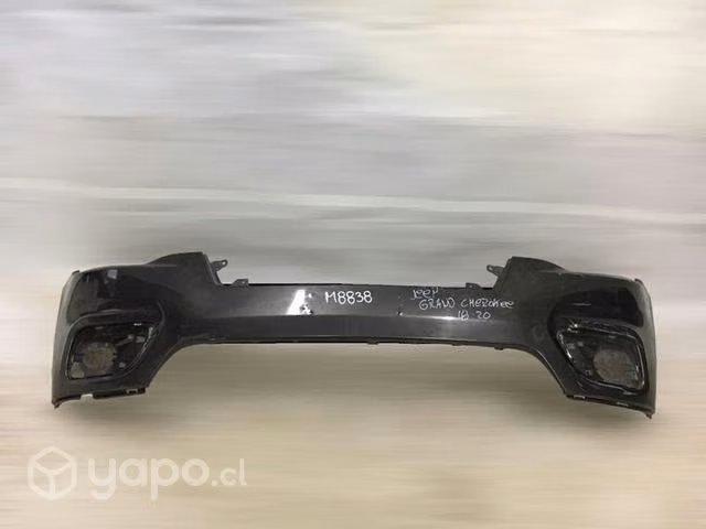 Parachoque delantero jeep grand Cherokee 2018-2020