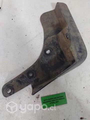 Bota Barro Dela Izq (NXA161) Nissan Xtrail 2021