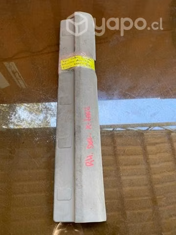 Tapiz cubre zocalo delantero der Nissan Xtrai 2010