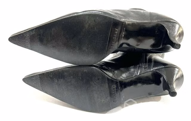 Botín 100% Cuero Marca Basement N*39 Negro