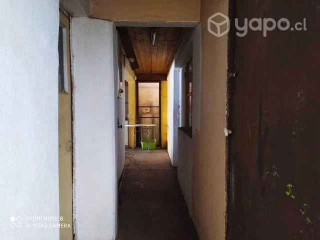Casa que cuenta con una fábrica de pan y sala - Imagen 9