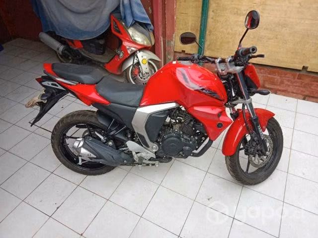 Yamaha fzn150 año 2022