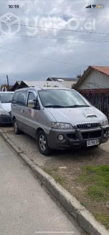 Hyundai Starex