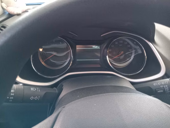 Vendo onix turbo 2023