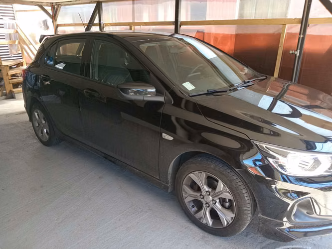 Vendo onix turbo 2023