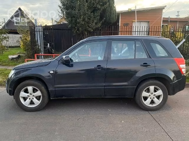 Suzuki grand nomade - Imagen 7