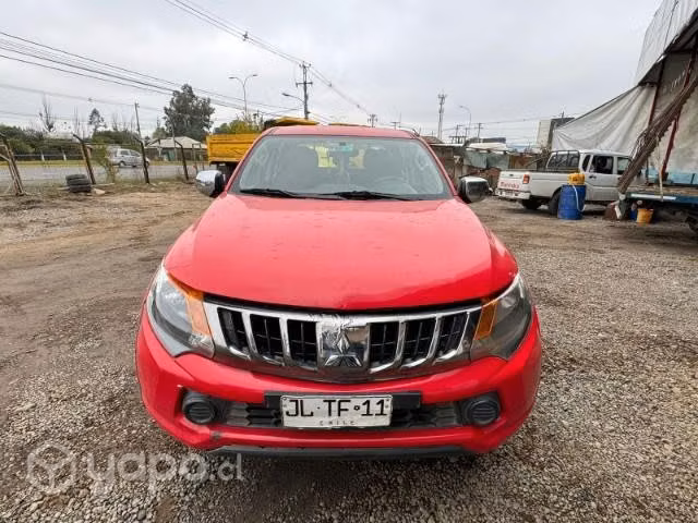 Camioneta Mitsubishi L200