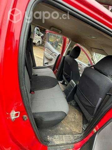 Camioneta Mitsubishi L200 - Imagen 2
