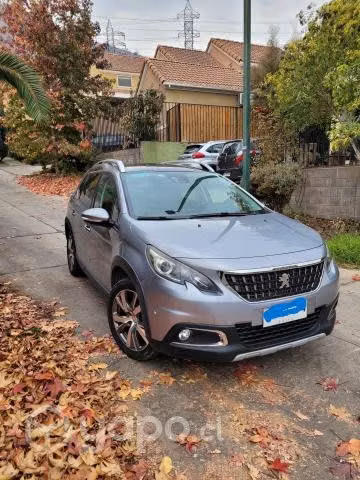 PEUGEOT 2008, año 2017 Allure Puretech 1.2 AT