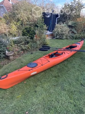 Kayak de travesía doble de poco uso