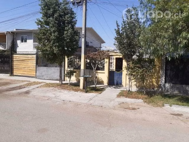 Sitio con dos casas - Imagen 4