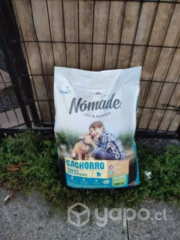 Alimento Perro Nomade Cachorro 10kg