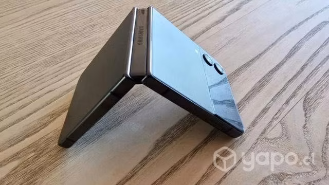Samsung z flip 4 negro mate