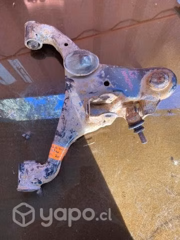 Bandeja inferior izquierda Nissan Navara 2014