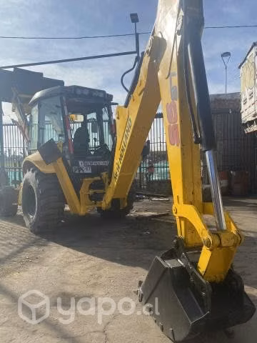 Retroexcavadora New Holland 2008
