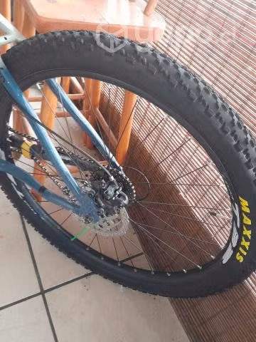 Bicicleta de xc o enduro
