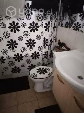Dpto 2 habitaciones 1 baño. Av lo Ovalle