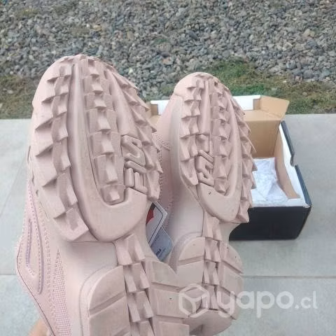 Fila Disruptor